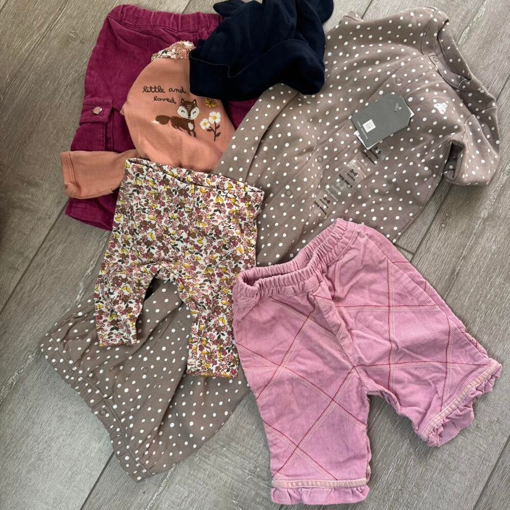 Various clothing bundle new